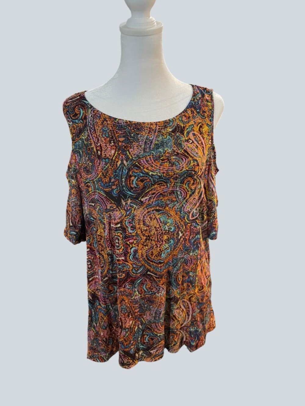 Cupico Vibrant, Multi-Colored, Cold Shoulder Shirt Size XL